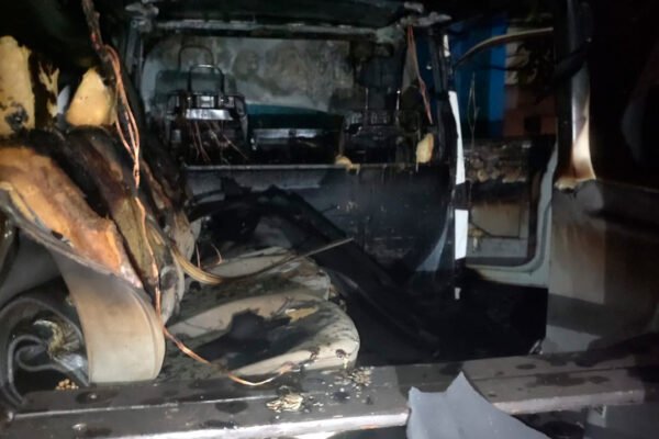 У Харкові судитимуть підлітків, що підпалили автівки військових