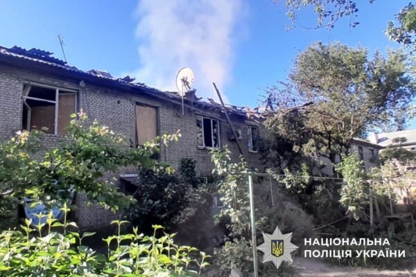Росіяни за добу обстріляли 15 населених пунктів Донеччини. Є жертви та поранені