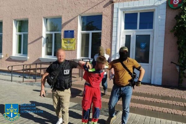Медика-коригувальника з Одещини посадили на 15 років за ґрати