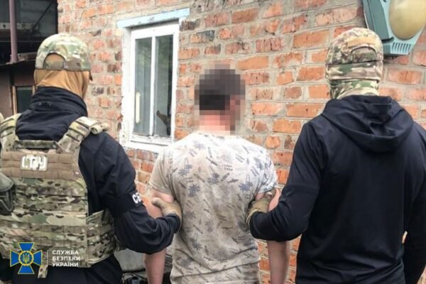 На Житомирщині затримали агента РФ, який передавав ворогу дані про вильоти бойової авіації ЗСУ на Хмельниччині