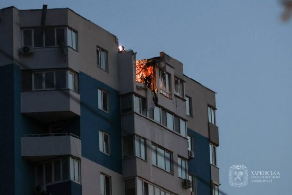 В ніч на 5 червня ворог атакував дронами багатоповерхівки у Харкові: Відомо про 17 постраждалих