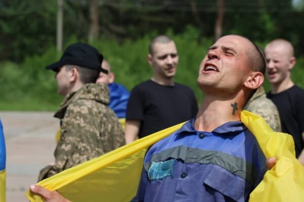 Відбувся перший етап нового обміну полоненими, – Зеленський