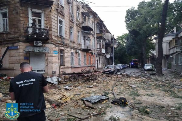 Одесу вночі масовано атакували ворожі дрони. Є загиблі та поранені