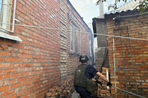 Ворог атакував Дніпропетровщину. Є пошкодження у Кривому Розі