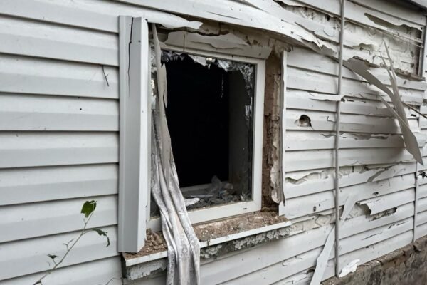 На Дніпропетровщині ворожі дрони поцілили в агрофірму