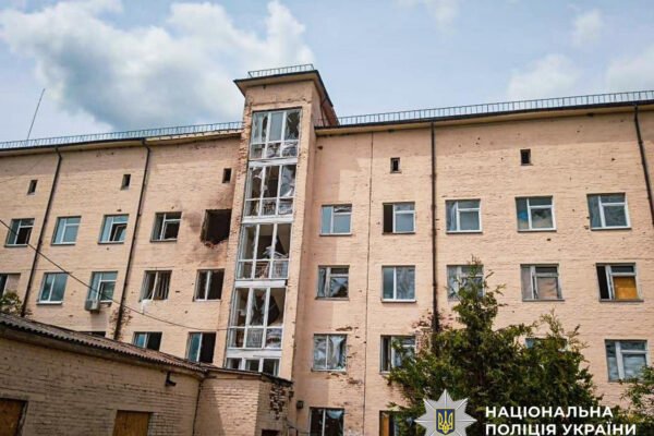 Росіяни дронами атакували лікарню на Чернігівщині (ФОТО)