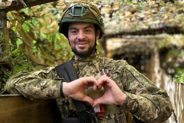 В лавах прикордонників боронить державу репер на псевдо Сіма