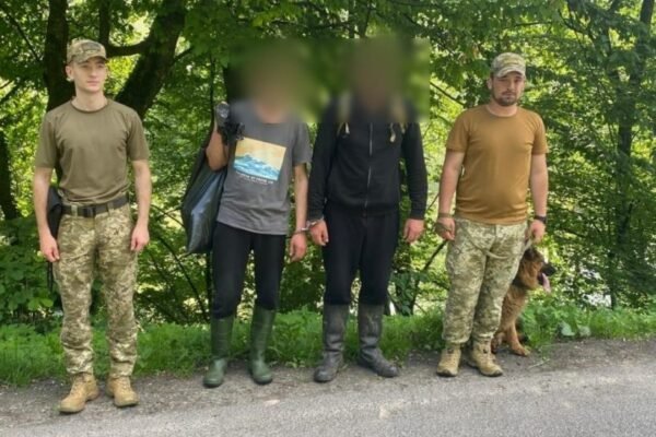 Двоє жителів Харківщини два тижні блукали Карпатами, намагаючись таємно перетнути кордон з Румунією