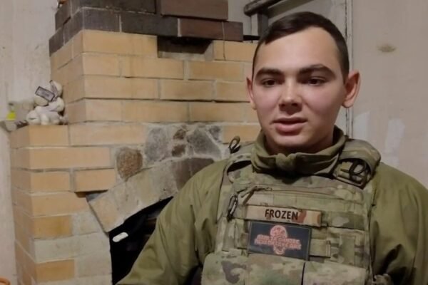 Про “фарт” на війні та виклик вогню на себе, щоб вижити: Історія 24-річного прикордонника “Фрозена”