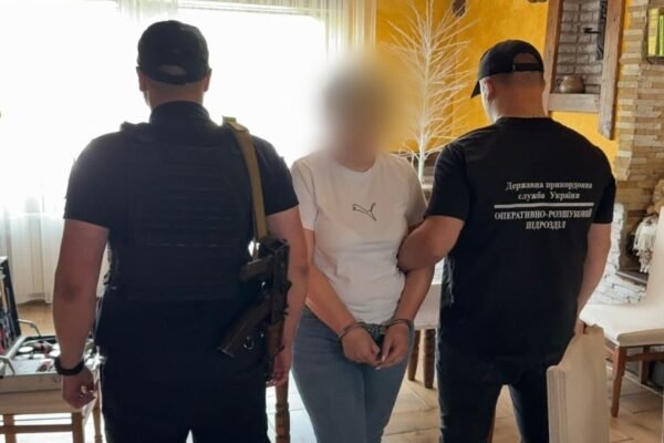 На Закарпатті лікарка торгувала фіктивними діагнозами, що допомагали ухилянтам тікати з країни