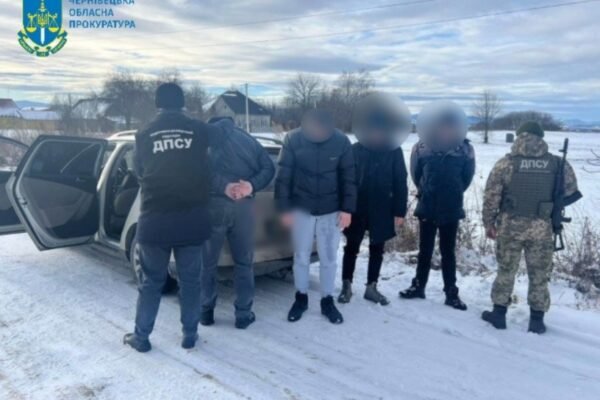 Три роки за ґратами проведе буковинець, що допомагав тікати з країни ухилянтам