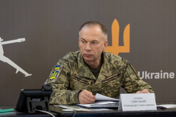 Скупчення особового складу та техніки у навчальних центрах суворо заборонено, – Сирський