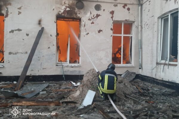 Росіяни атакували підрозділ ДСНС у Кропивницькому