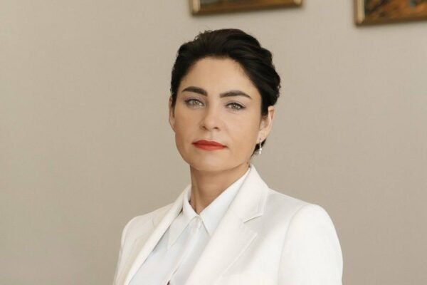 Олену Думу звільнили з посади голови АРМА