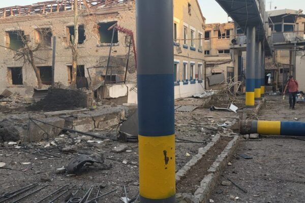 З’явилися перші кадри з місця удару по виправній колонії у Запорізькій області (ФОТО)