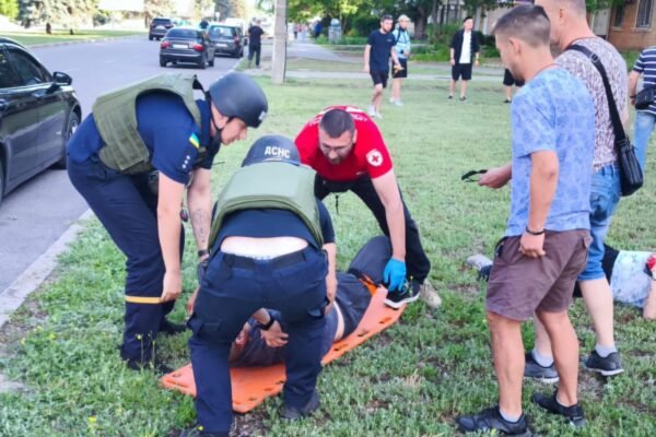 Через атаку дрона у Нікополі поранень зазнали 4 людей