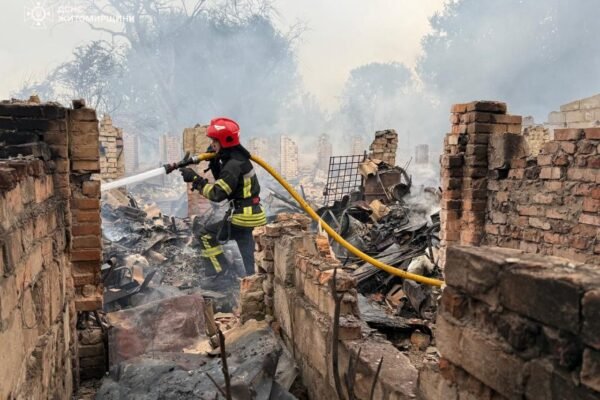 На Житомирщині триває ліквідація наслідків нічної атаки (ФОТО)