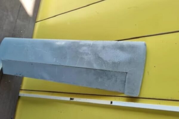 У Румунії на одному з пляжів знайшли уламки невідомого дрону