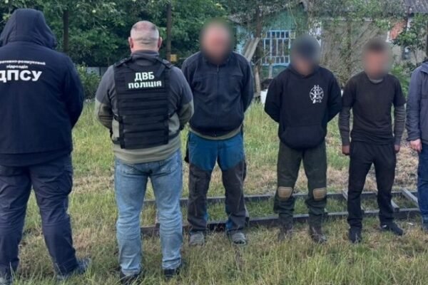 Прикордонники викрили канал незаконного переправлення чоловіків через кордон з Молдовою