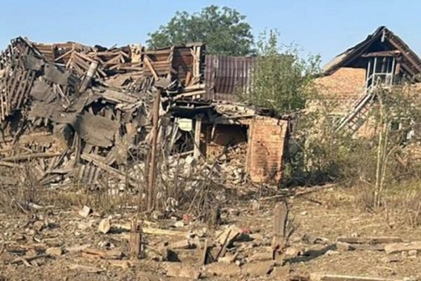 Росіяни вдарили по Донеччині: Атакували Родинське та Костянтинівку