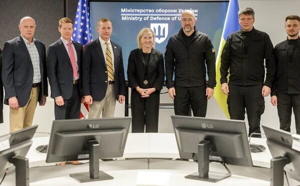 Україна обговорила із США спільне виробництво дронів, – Шмигаль