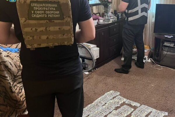 У Дніпрі викрили чергову схему незаконного впливу на ВЛК