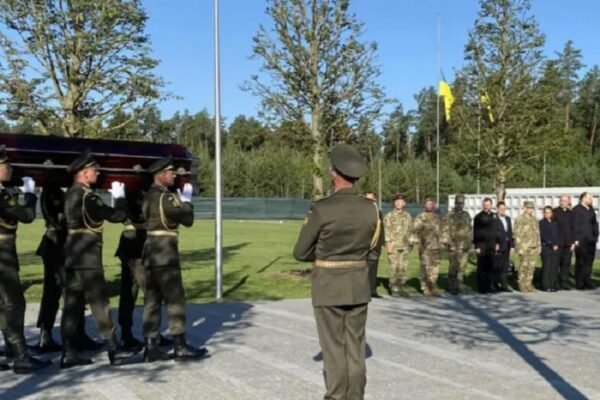 Відбулося офіційне відкриття Національного військового меморіального кладовища (ВІДЕО)