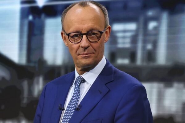 Україна не повинна покидати Донбас, – канцлер Мерц