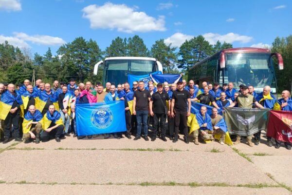 Відбувся “особливий обмін”: З російського полону повернули ще 84 українців, серед них – поневолені ще 2014 року