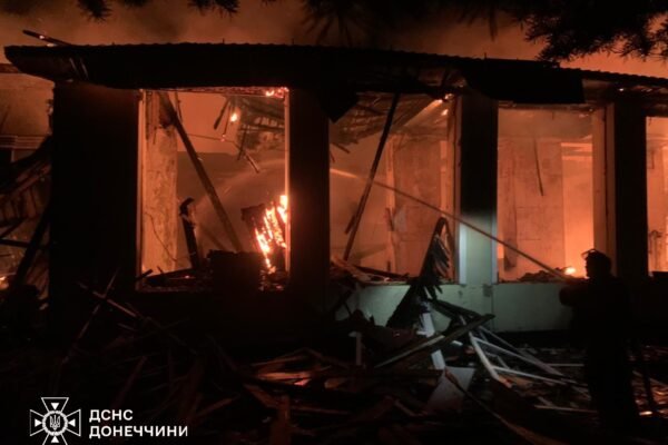 Обстріли не припиняються: За добу на Донеччині зафіксовано понад 20 атак