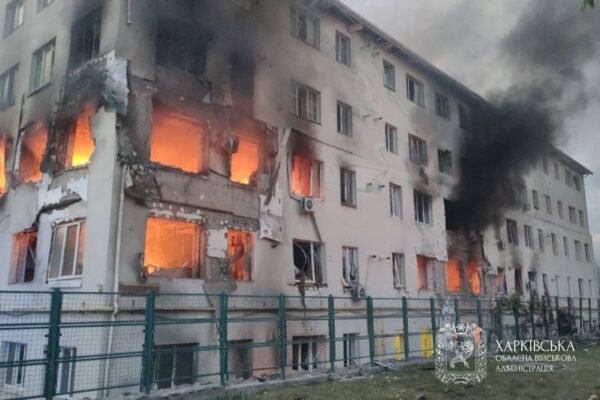 Росіяни зранку 18 серпня атакували багатоповерхівку у Харкові: відомо про 4 загиблих, з яких двоє дітей