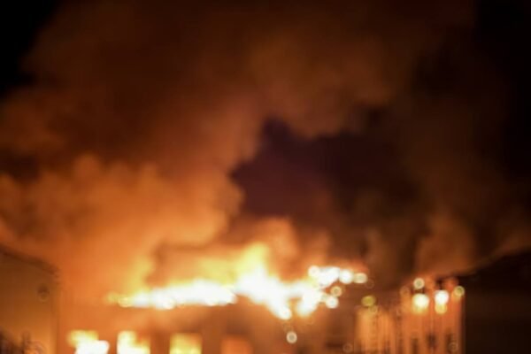 Ворожі дрони атакували цивільну інфраструктуру в Сумах