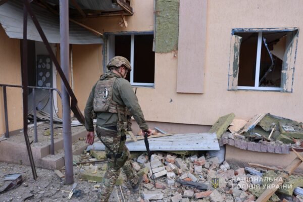 Вибухи лунали упродовж всієї доби: Поліція показала наслідки атак на Сумщині