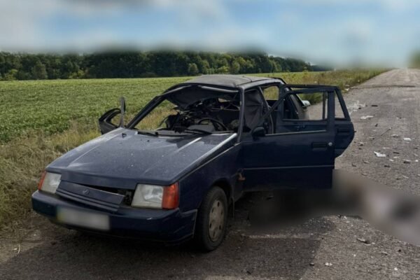 Внаслідок атаки дрона по автомобілю на Харківщині загинуло двоє людей
