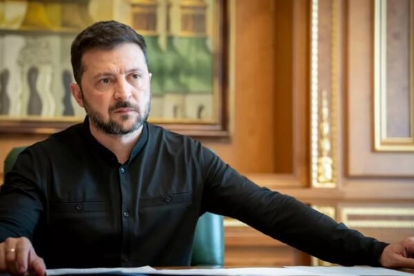 Зеленський провів розмову із президентом Фінляндії: Йшлося про відносини зі США та їхній вплив на Росію