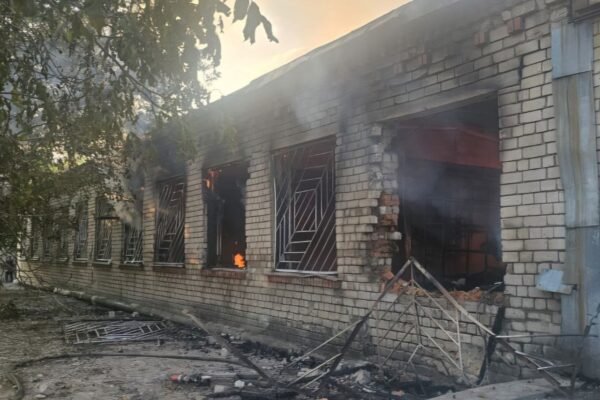 Росіяни здійснили “шахедну” атаку на Дніпро: Є постраждалі і руйнування