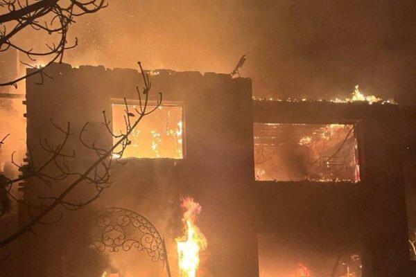 Росіяни масовано атакували дронами Запоріжжя. Є поранена