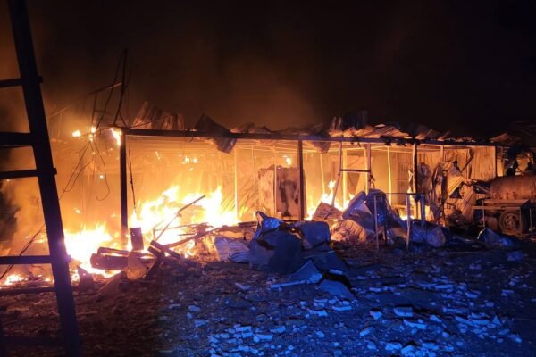 Ворог масовано вдарив по Татарбунарах на Одещині: Є загибла та масштабні руйнування