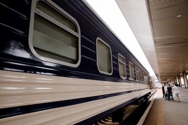 Запрацювала програма “УЗ-3000”: За першу годину послугу активували понад 30 тисяч українців