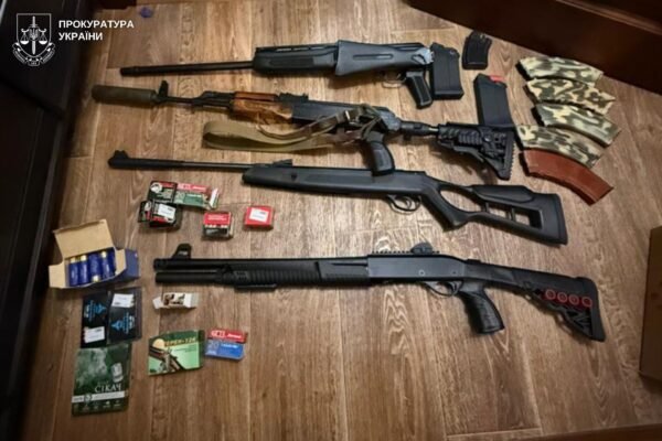 Львівські правоохоронці викрили торговця зброєю та боєприпасами