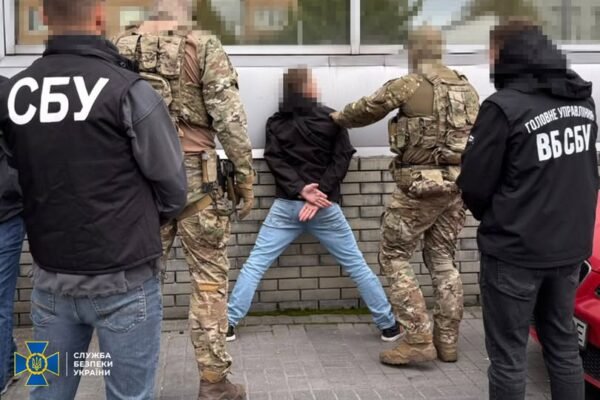 42-річний хмельничанин навів ракетний удар та передав фото наслідків російському куратору, – СБУ