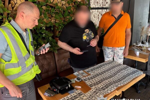 Працевлаштування заради бронювання: На отриманні хабарів погорів посадовець Міноборони