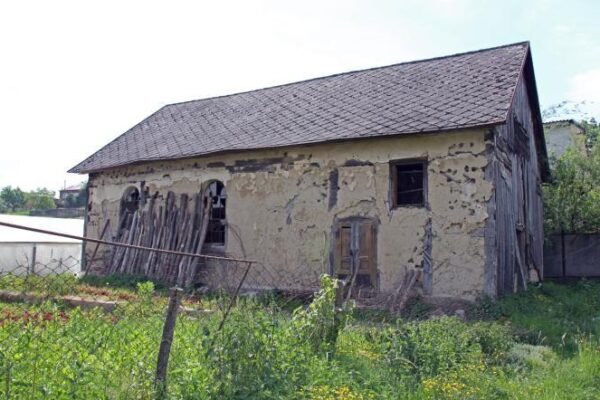 До Ужгорода перевезуть єдину в Україні дерев’яну синагогу