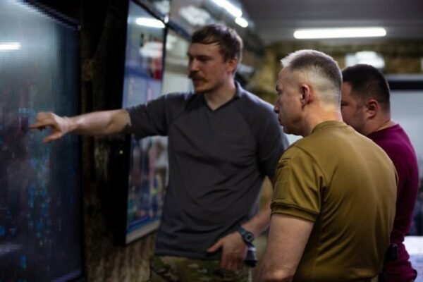 Сирський здійснив робочу поїздку на фронт: Відвідав Покровський та Добропільський напрямки