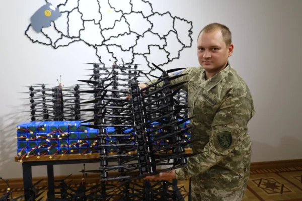 Львівщина передала захисникам ще понад 70 fpv-дронів