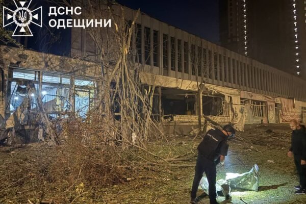 Нічний удар по Одесі: пошкоджено багатоповеріхвку