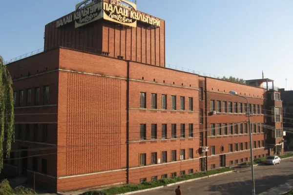 У Львові судитимуть директора фірми підрядника за розкрадання понад 100 тис. грн на ремонті палацу Хоткевича