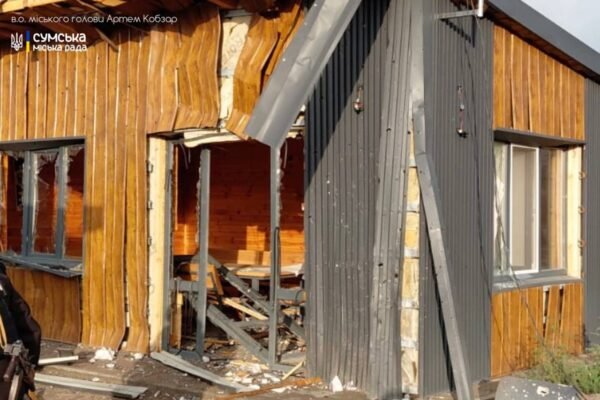 Росіяни вдарили по базі відпочинку в Сумах