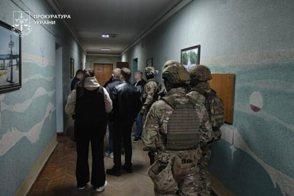 Бізнес на загиблих Героях: На Дніпропетровщині ділки організували схему привласнення коштів, виділених на поховання військових