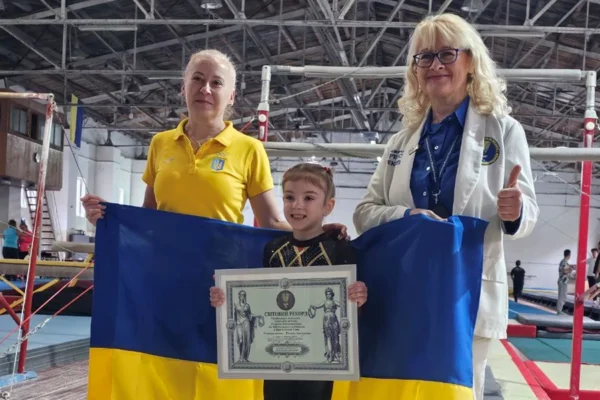 Шестирічна гімнастка зі Львова встановила світовий рекорд, перевершивши попередній рекорд більш ніж у 2,5 рази
